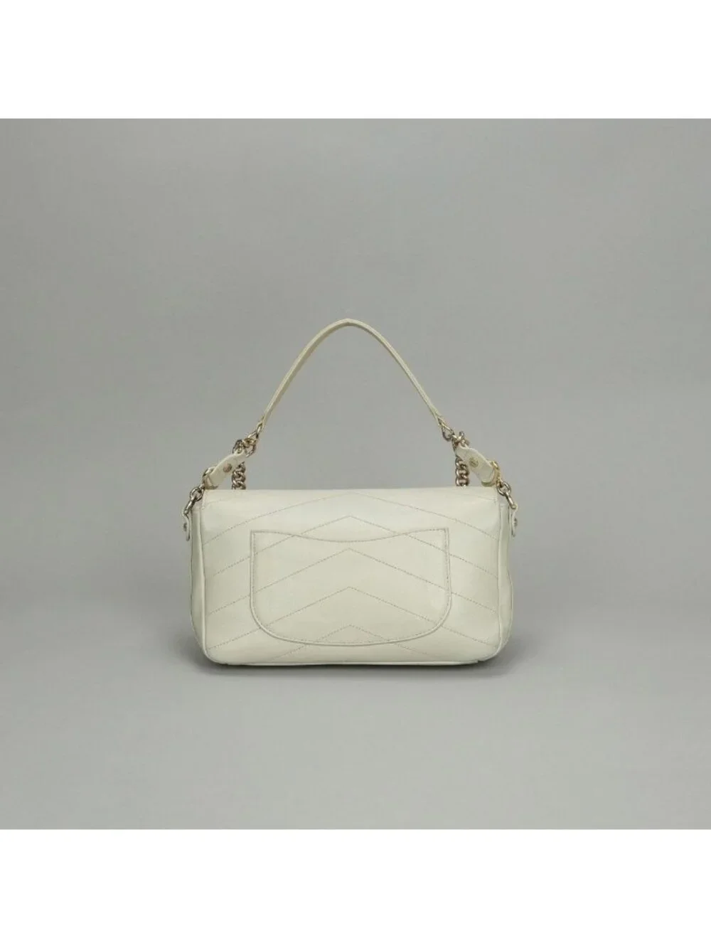 Chanel Blanc Stitch Shoulder Bag Calfskin Beige Gold Chain Bag CC Logo Turnlock